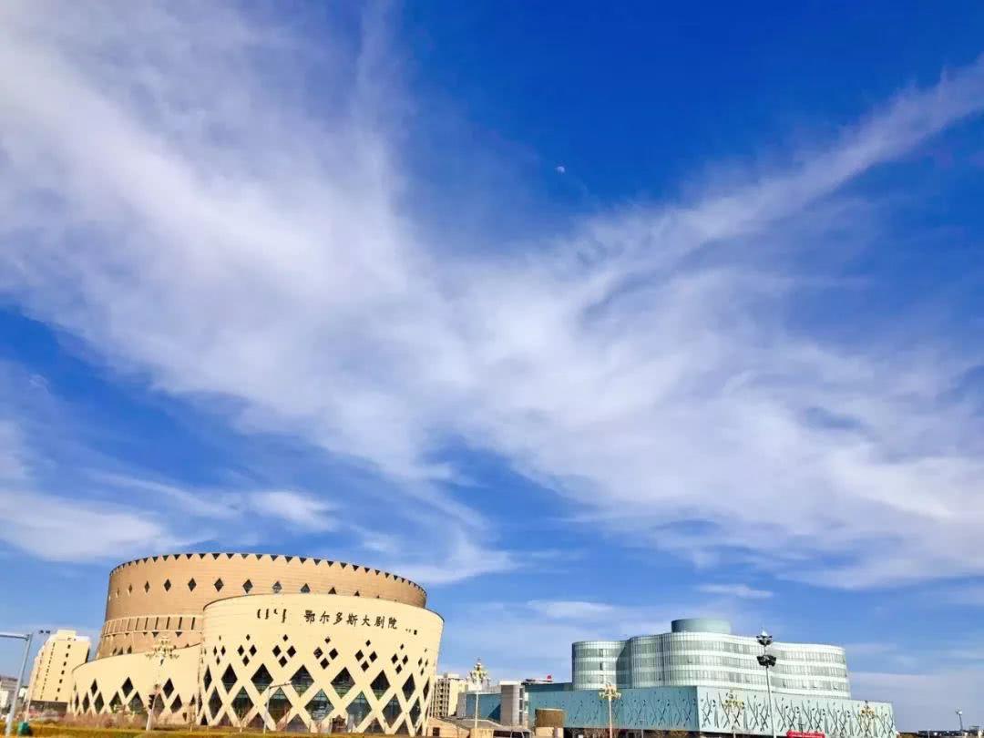 揭秘鄂尔多斯,时尚潮流引领地,展现非凡魅力